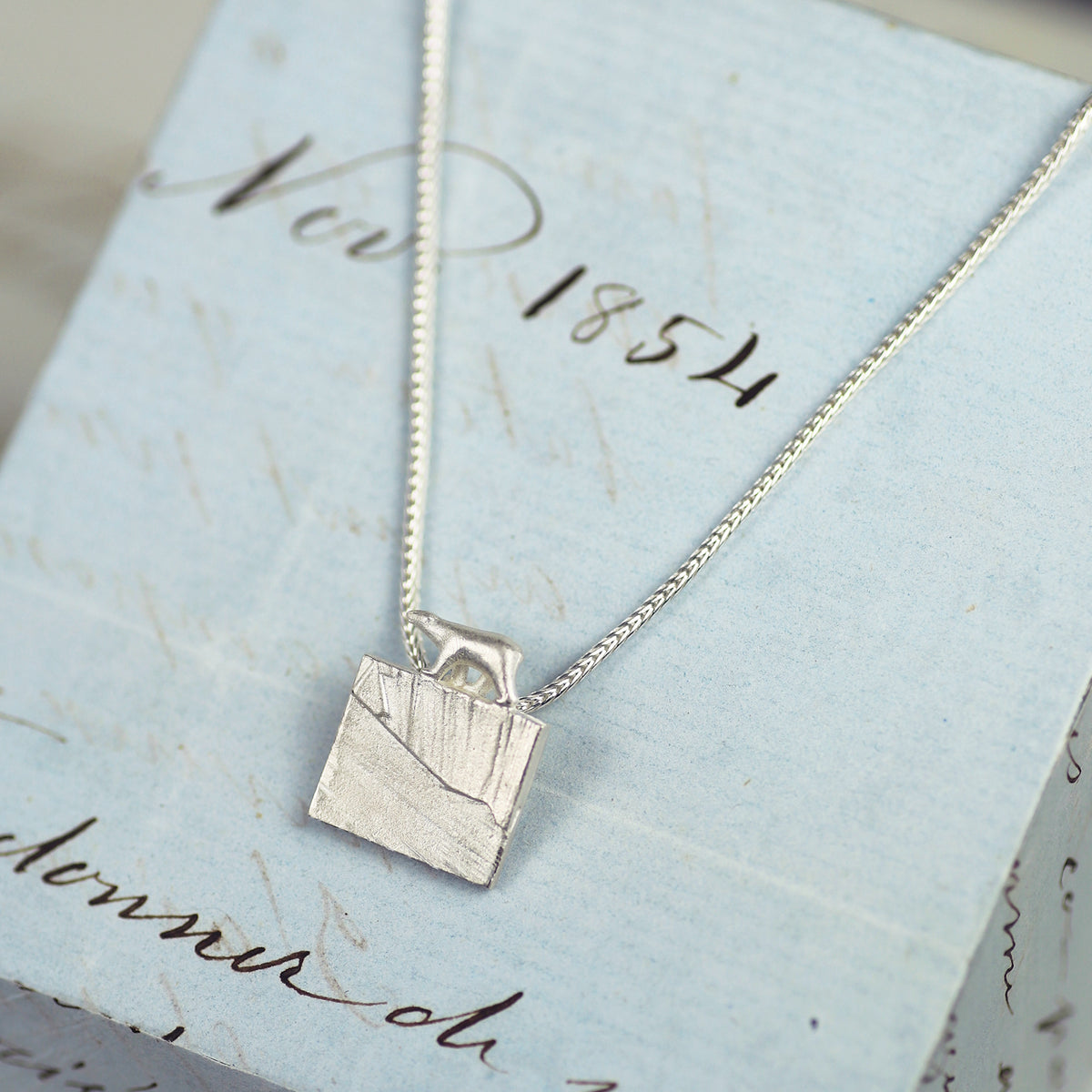 Clifftop Bear Necklace