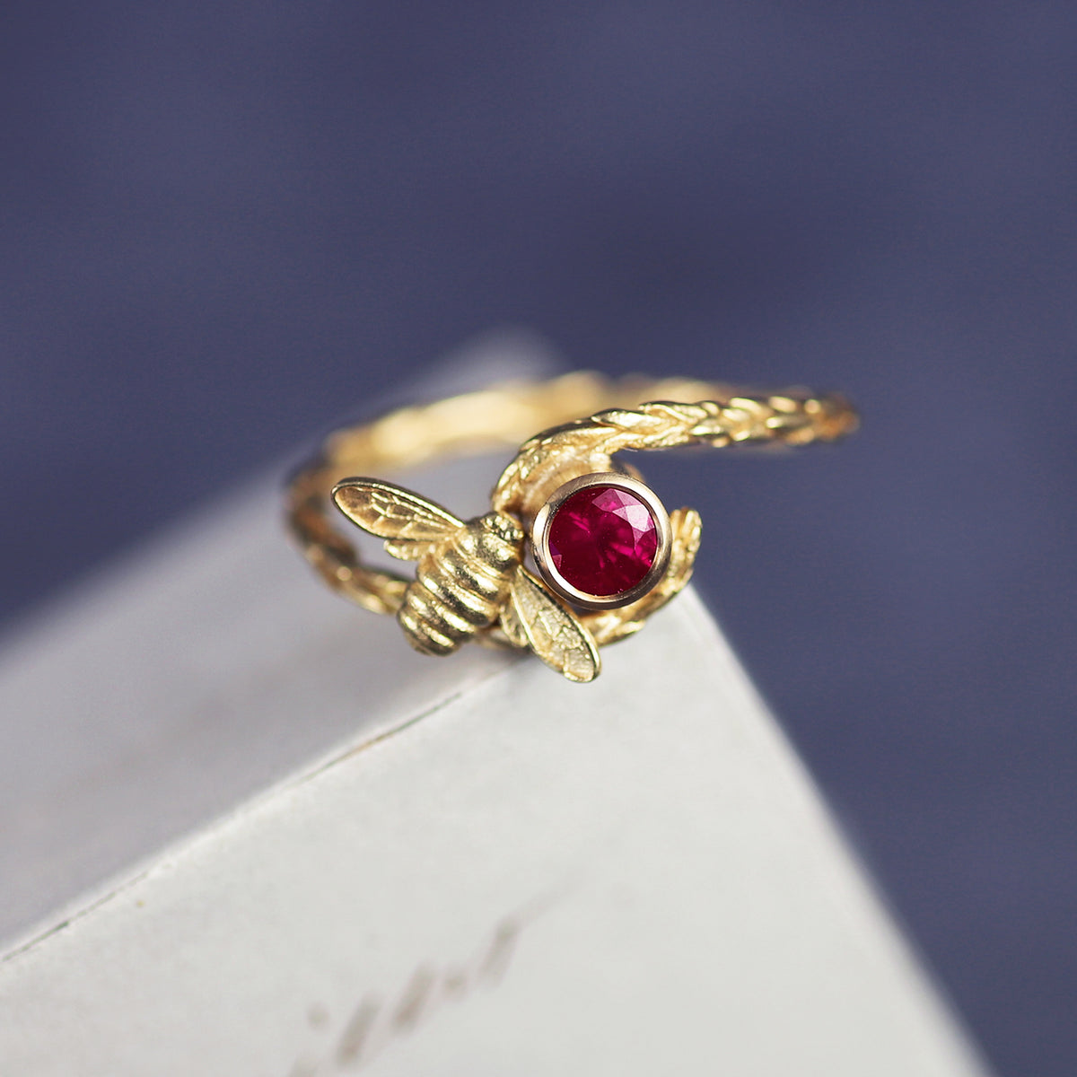 Blossom Bee Ring