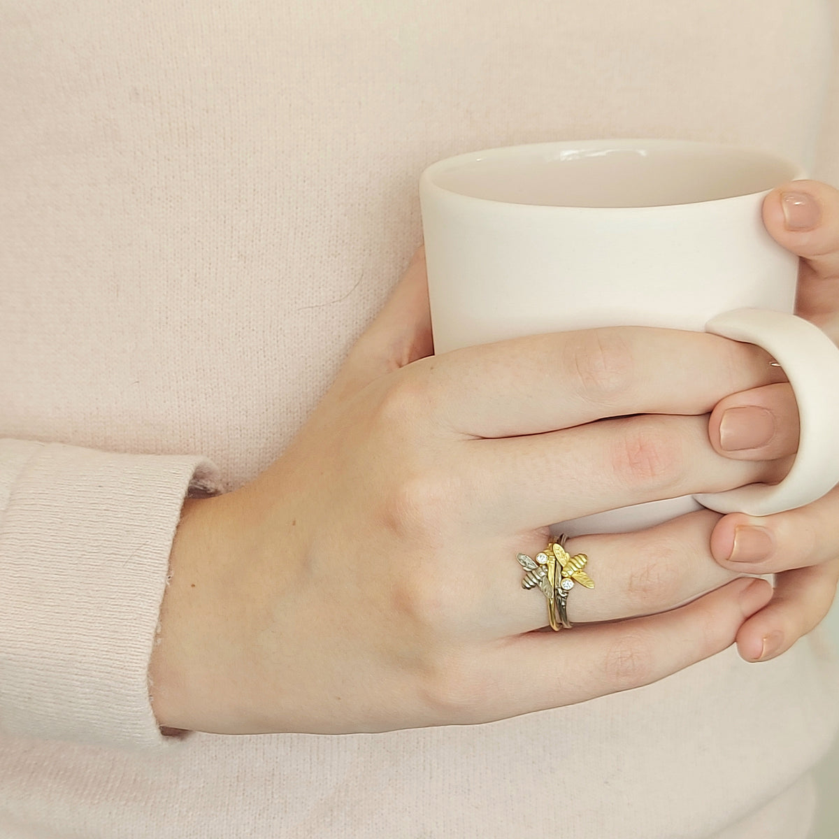 Morning Dew Bee Ring